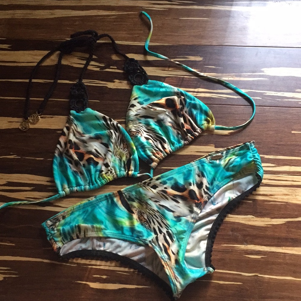 Luli Fama bikini L and XL
